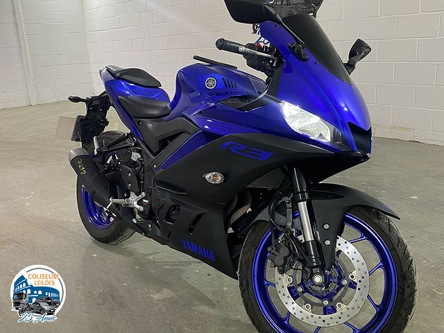 LOTE 31 YAMAHA YZF R3 321 ABS 2022/2023