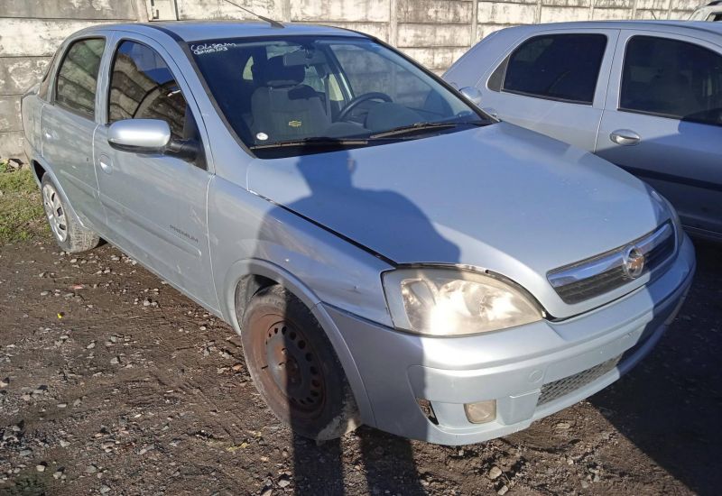 LOTE 22 GM/CORSA SEDAN PREMIUM 1.4 ECONO. FLEX 2010/2011