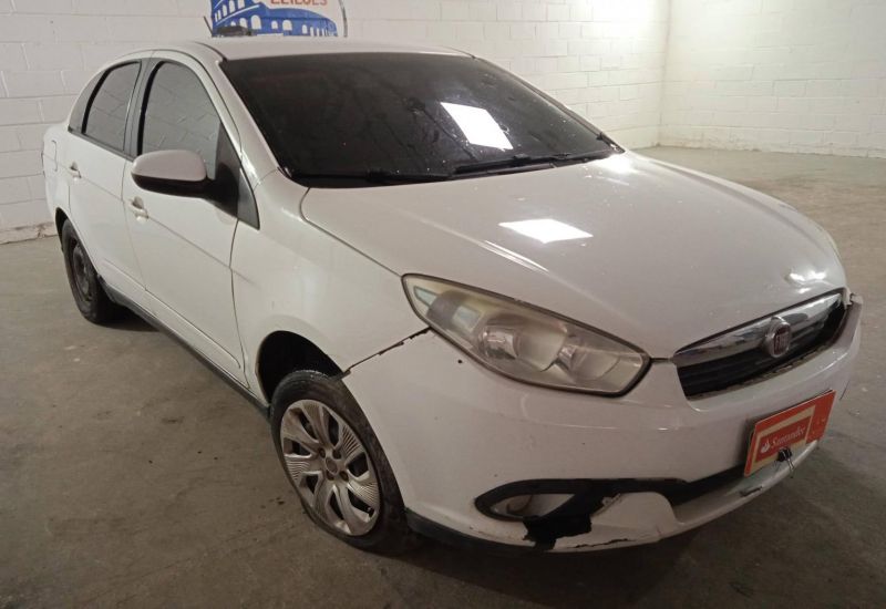 LOTE 28 FIAT/GRAND SIENA TETRAFUEL 1.4 GASOLINA 2014/2015
