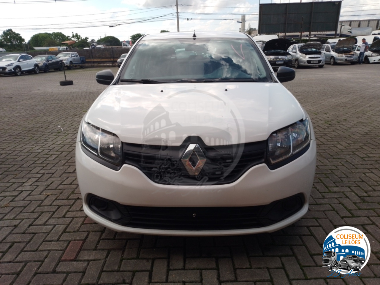 LOTE 12  RENAULT/LOGAN AUTH 10 FLEX 2018/2019