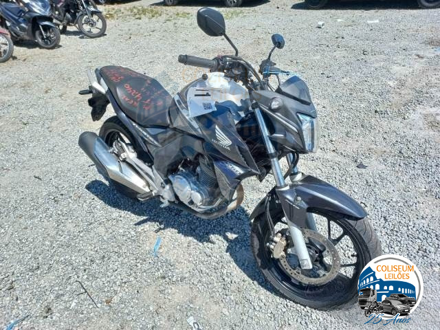 LOTE 21 HONDA CB 250 2019/2020 