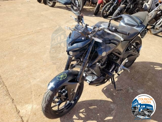 LOTE 30 YAMAHA MT-03 2023/2024 