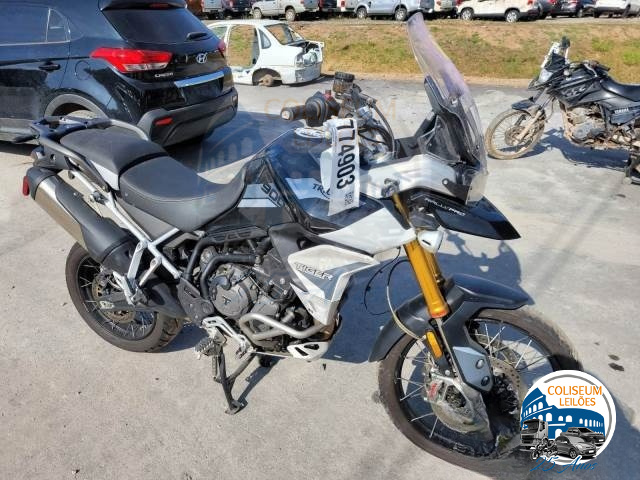 LOTE 10 TRIUMPH TIGER 900 RALLY PRO 2021/2022