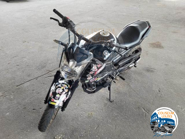 LOTE 23 YAMAHA XJ6 2011/2011 GASOLINA  