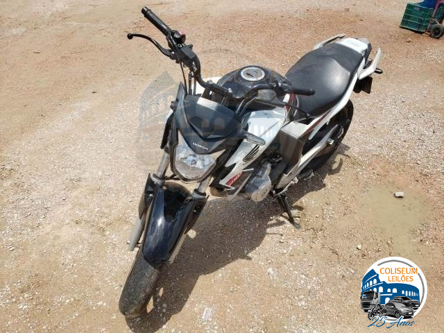 LOTE 28 HONDA CB 250 F TWISTER 2018/2019 