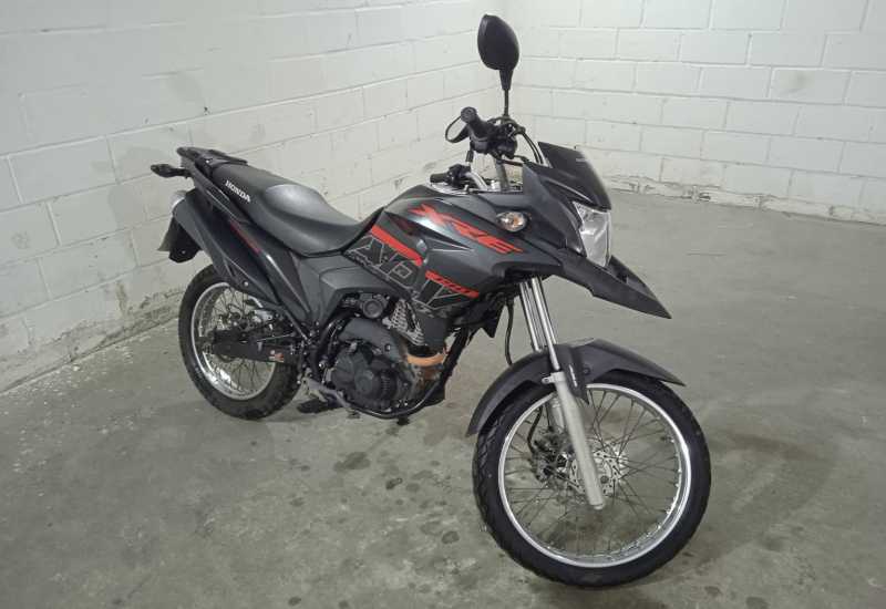 LOTE 018 - XRE 190 Adventure Special Edition 2023