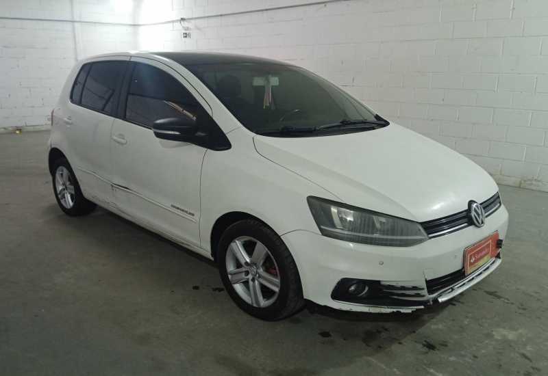 LOTE 010 - Fox Comfortline 1.6 MSI 2015 