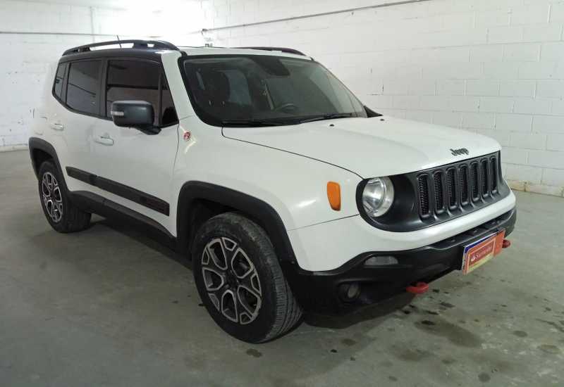 LOTE 031 - Renegade Trailhawk 2.0 MultiJet Turbo 2016