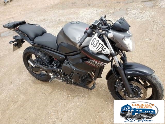 LOTE 014 - XJ6 N 600 ABS 2018
