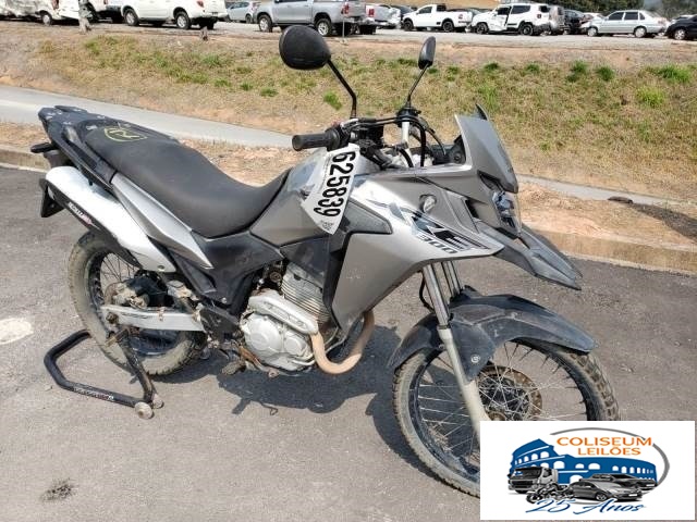 LOTE 005 - XRE 300 ABS 2019