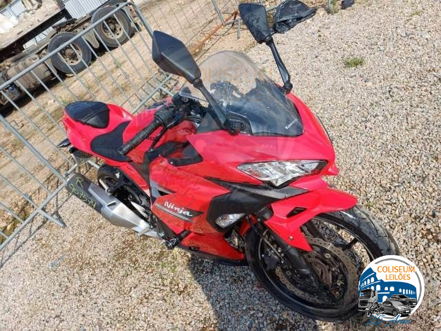 LOTE 014 - KAWASAKI NINJA 400 2021 