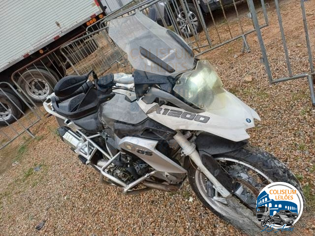 LOTE 015 - BMW R1200 2015