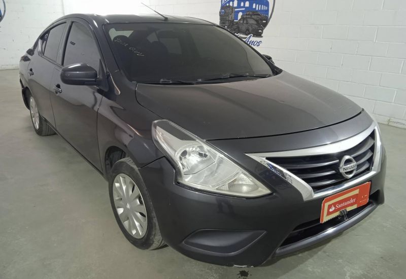 LOTE 018 - VERSA 1.0 12V FLEX 2014