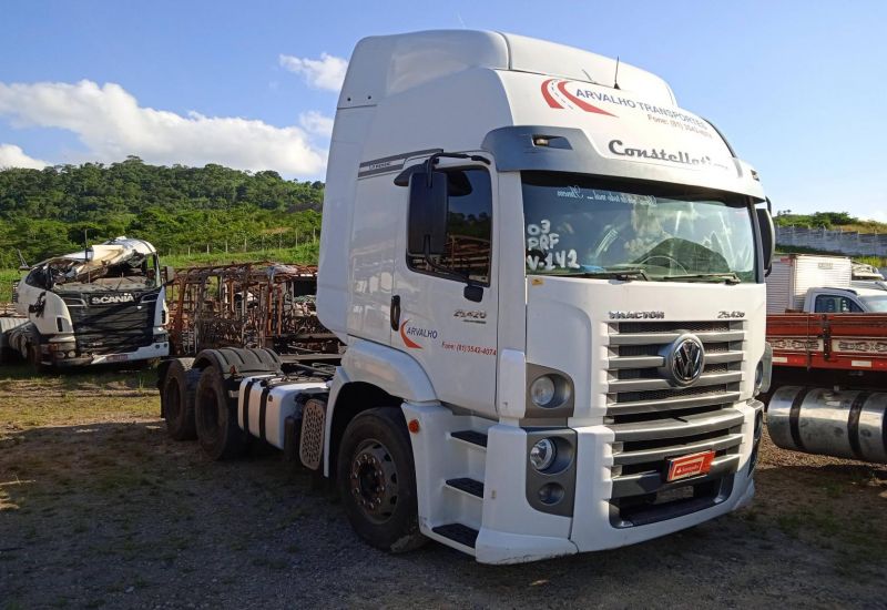 LOTE 021 - CONSTELLATION 25.420 TRACTOR 8.9 I6 DIESEL 2014