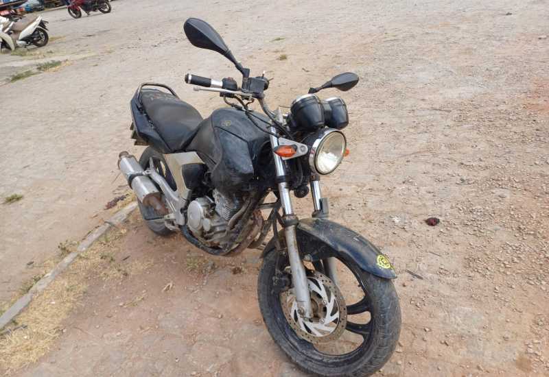 LOTE 002 - Fazer YS 250 2006