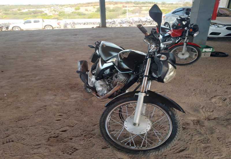 LOTE 014 - CG 160 Start 2018