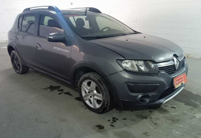 LOTE 030 - RENAULT SANDEIRO 2019