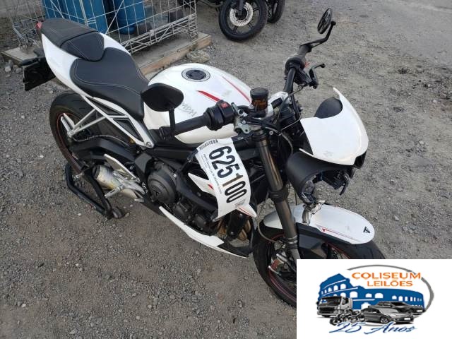 LOTE 019 - STREET TRIPLE 765 RS 2020