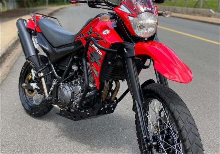 LOTE 004 - YAMAHA XT 660R 2014