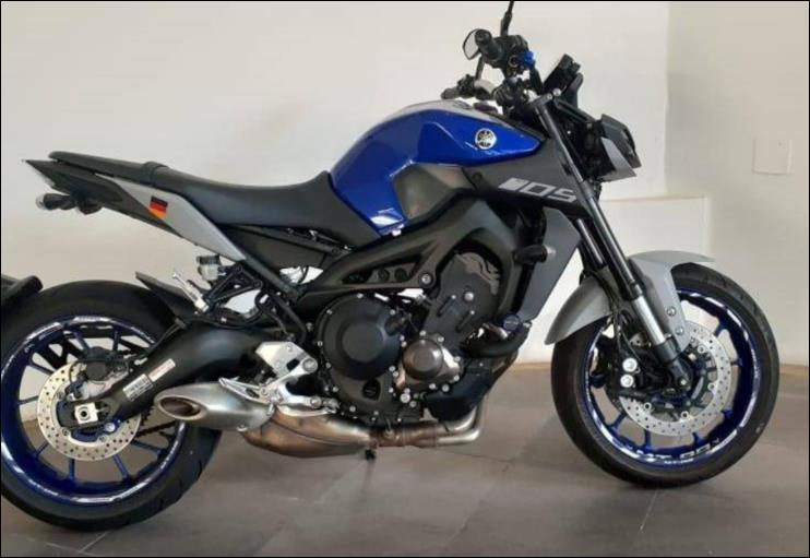 LOTE 005 - YAMAHA MT-09 2021