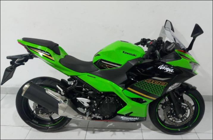 LOTE 007 - KAWASAKI NINJA 400 2020