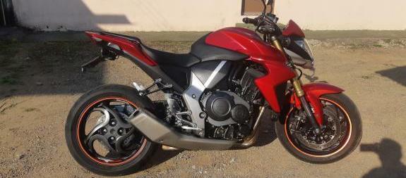 LOTE 009 - CB 1000 R 2013