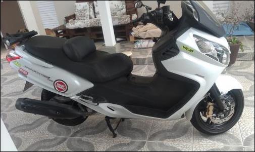 LOTE 011 - DAFRA MAXSYM 400I 2015