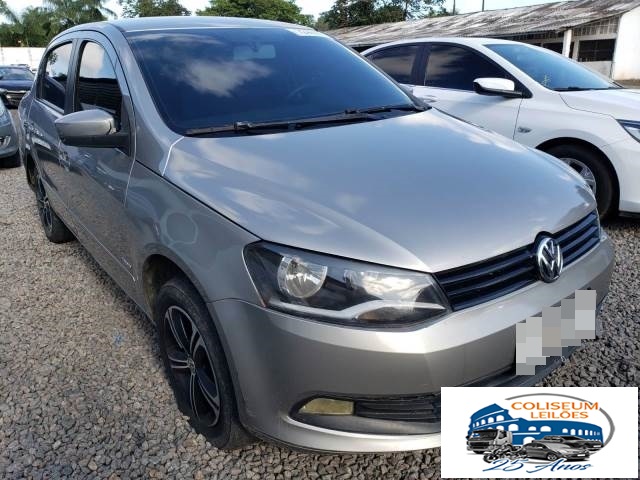 LOTE 015 - VOYAGE 1.0 NOVO 1.0 TOTAL FLEX 2013