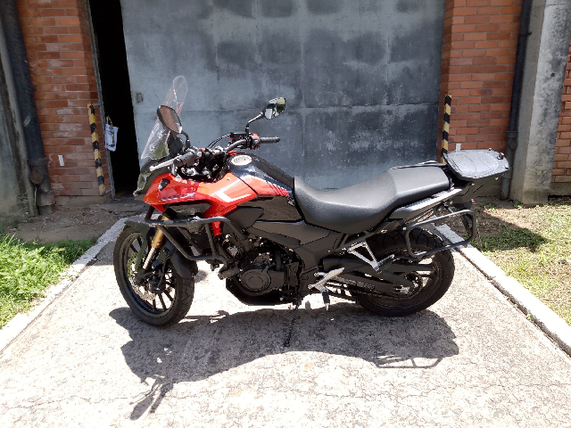 LOTE 26 CB 500X 2023/2024