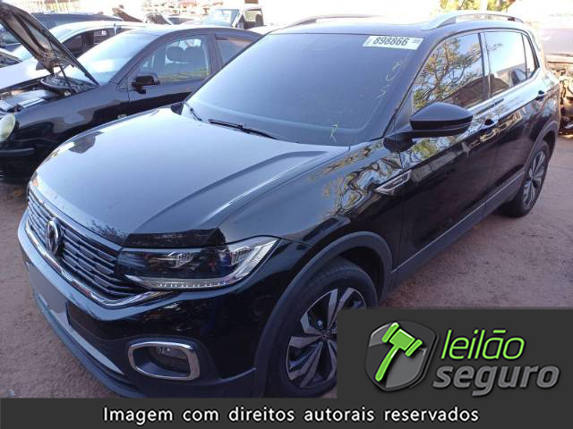 LOTE 21 VOLKSWAGEN T-CROSS HIGHLINE 250 2021/2021