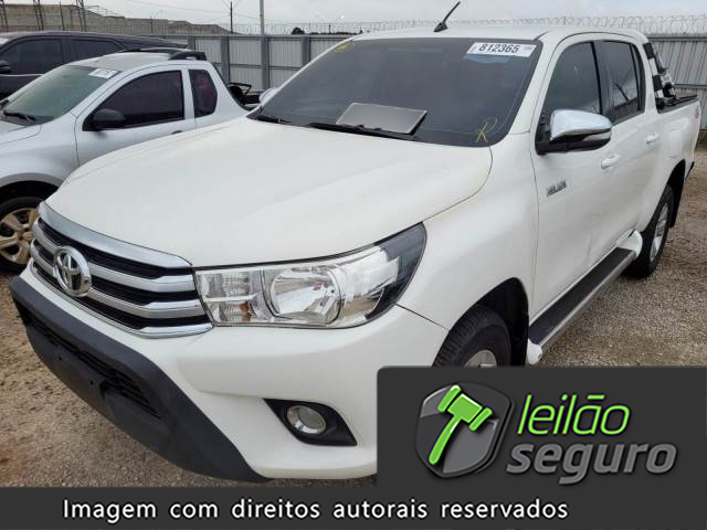 LOTE 24 TOYOTA HILUX CD 2008/2008