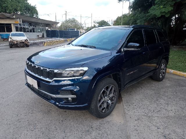LOTE 04 COMMANDER OVR TD380 2022/2023