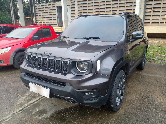 LOTE 14 RENEGADE S T2704X4 2022/2022 