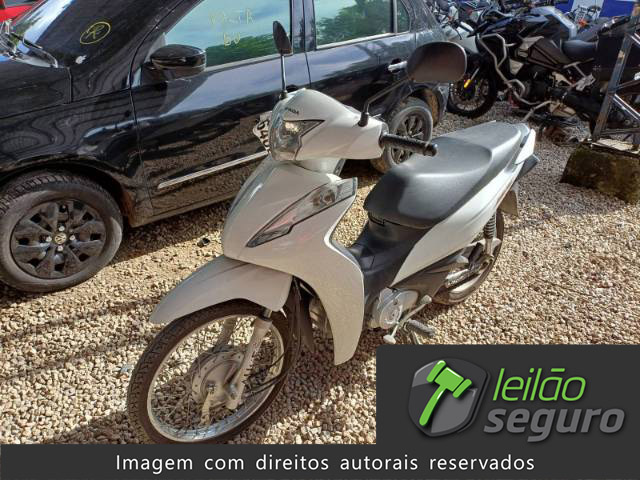 LOTE 17 HONDA BIZ 2023/2023