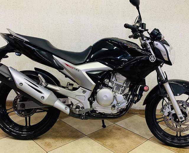 LOTE 02 YAMAHA YS FAZER 2013/2013 