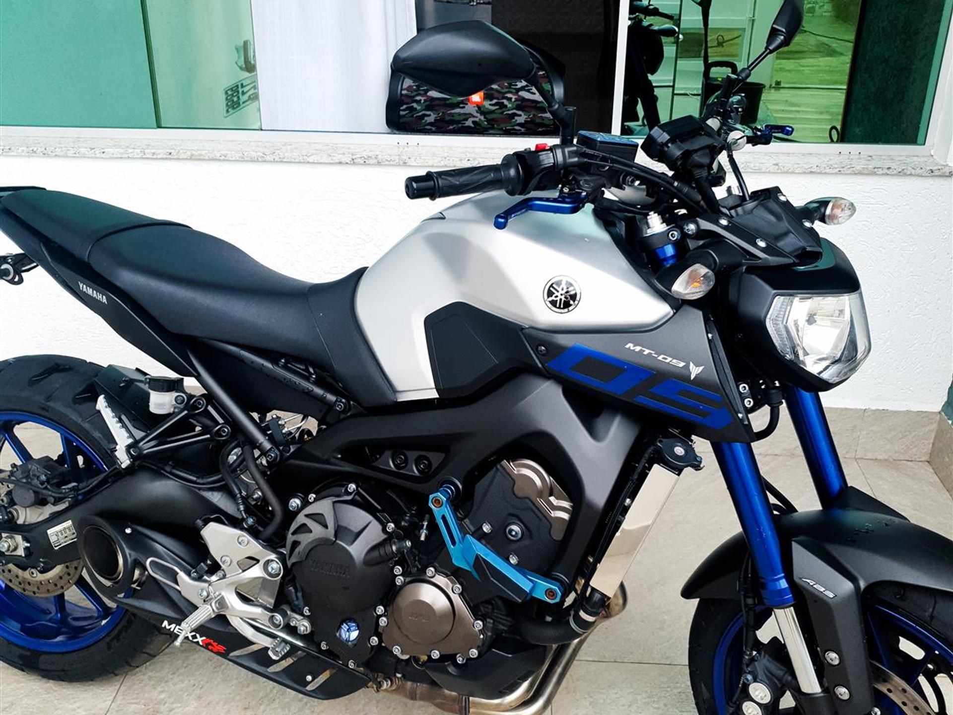 LOTE 06 YAMAHA MT-09  2017/2017 