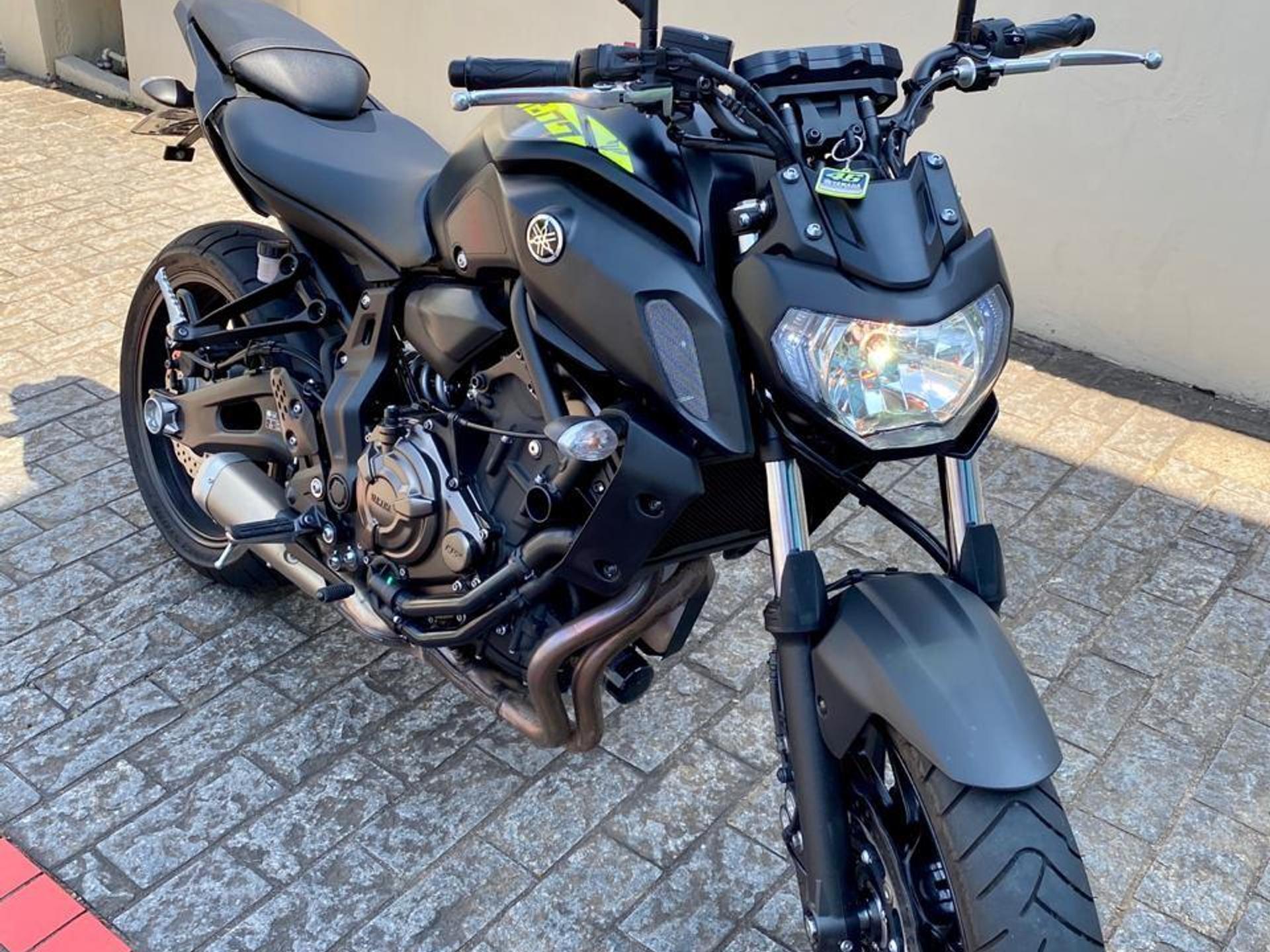 LOTE 08 YAMAHA MT-07 ABS  2020/2020 