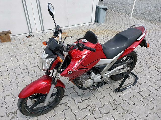 LOTE 29 YAMAHA FAZER YS 250 2011/2012