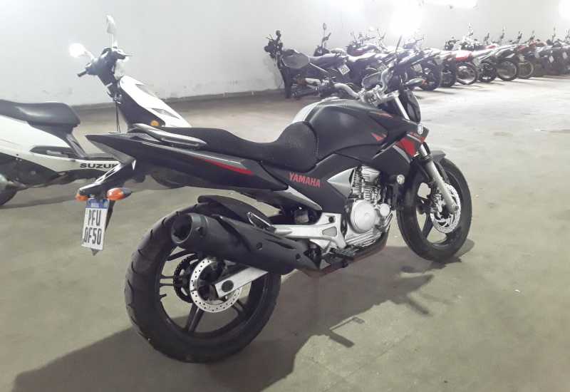 LOTE 08 YAMAHA/FAZER YS 250 GASOLINA 2012/2013