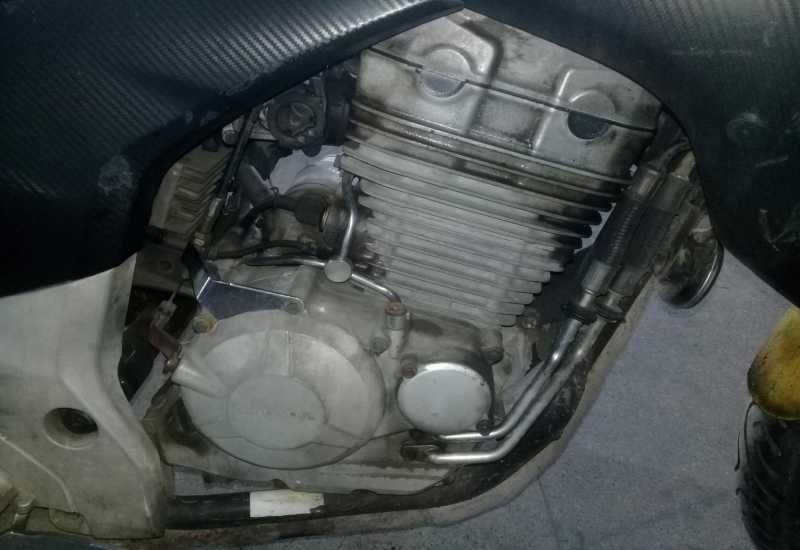 LOTE 14 HONDA/CB 300 R GASOLINA 2010/2010