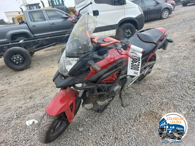 LOTE 22 HONDA NC 700X 2013/2013 