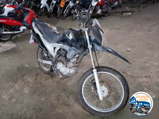 LOTE 13 HONDA NXR 160 BROS 2015/2015