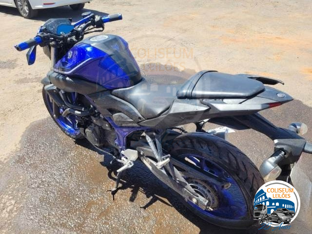 LOTE 23 YAMAHA MT-03 321 2017/2018