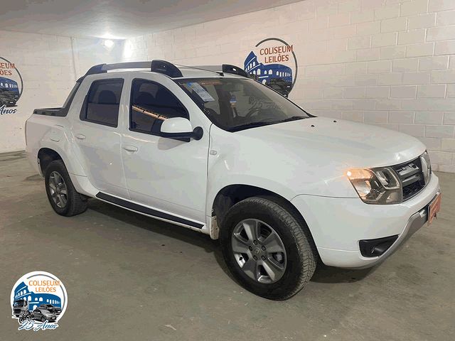 LOTE 14 RENAULT DUSTER OROCH DYNAMIQUE 1.6 2021/2022