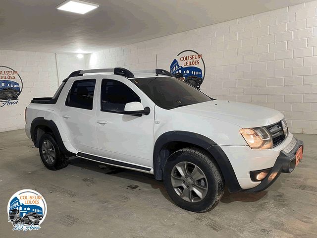 LOTE 40 RENAULT DUSTER OROCH DYNAMIQUE 2.0 2019/2020