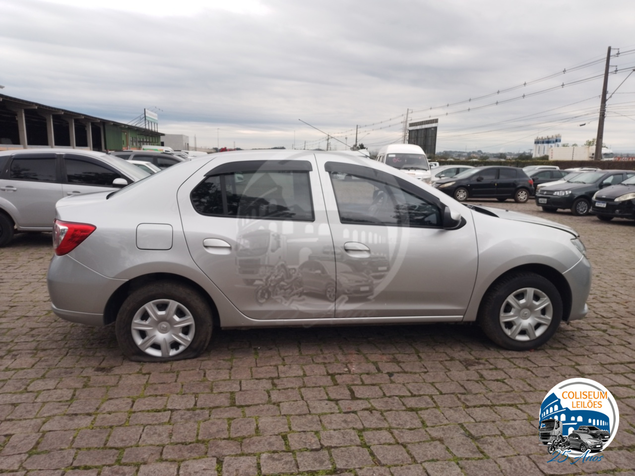 LOTE 40 RENAULT/LOGAN AUTH 10 FLEX 2017/2018 