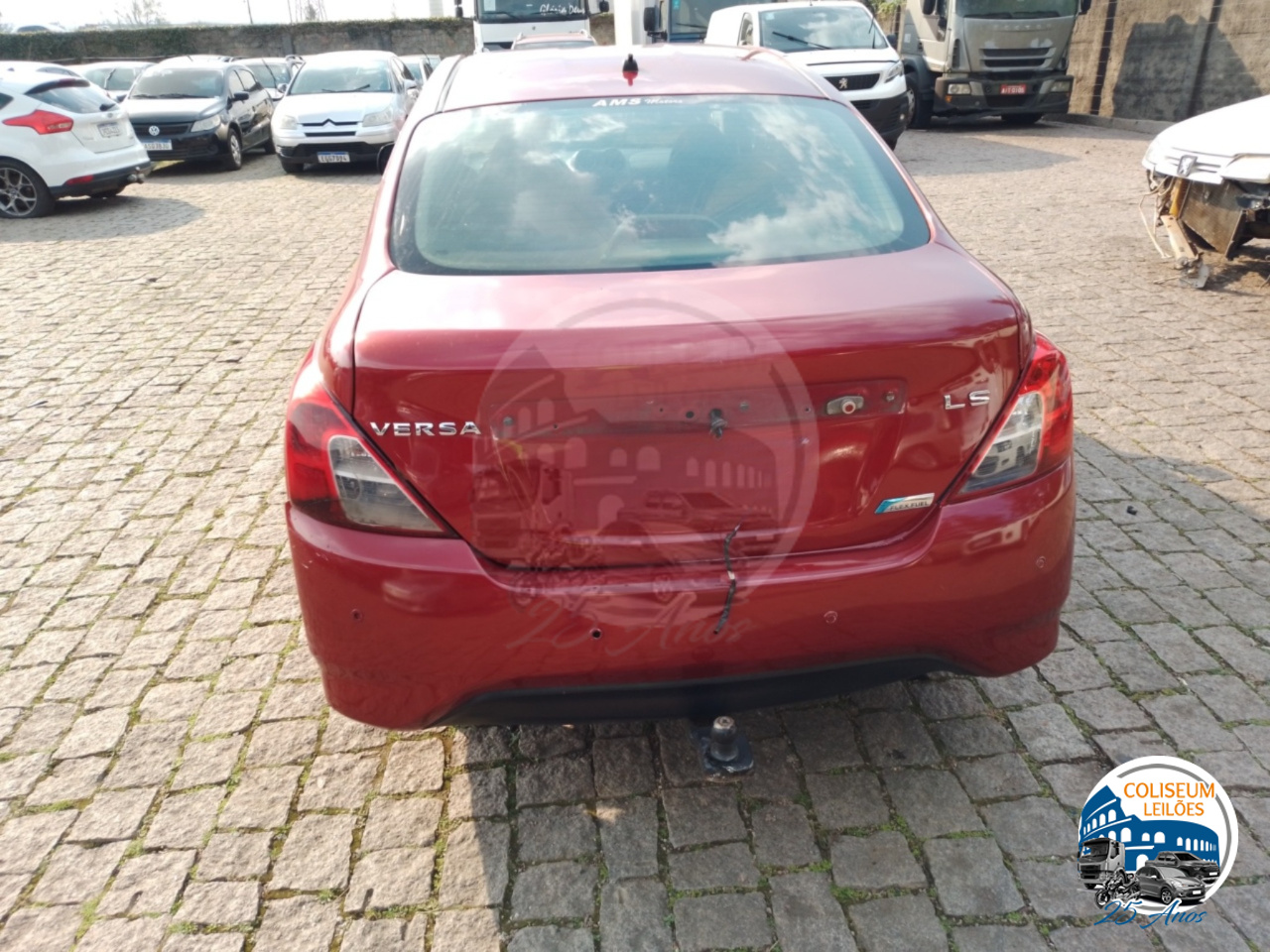 LOTE 38 NISSAN/VERSA 16 SL FLEX 2012/2013